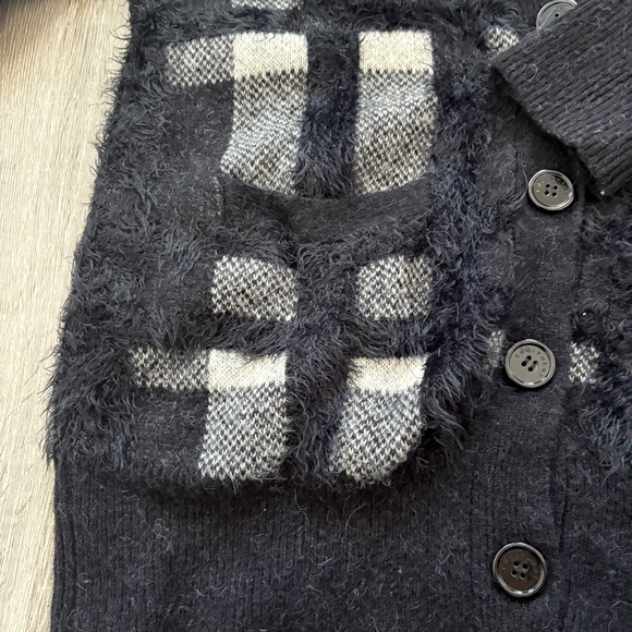 Equipment Plaid Oversized Button Cardigan Cisse Fuzzy Textured Black and White - Picture 6 of 11